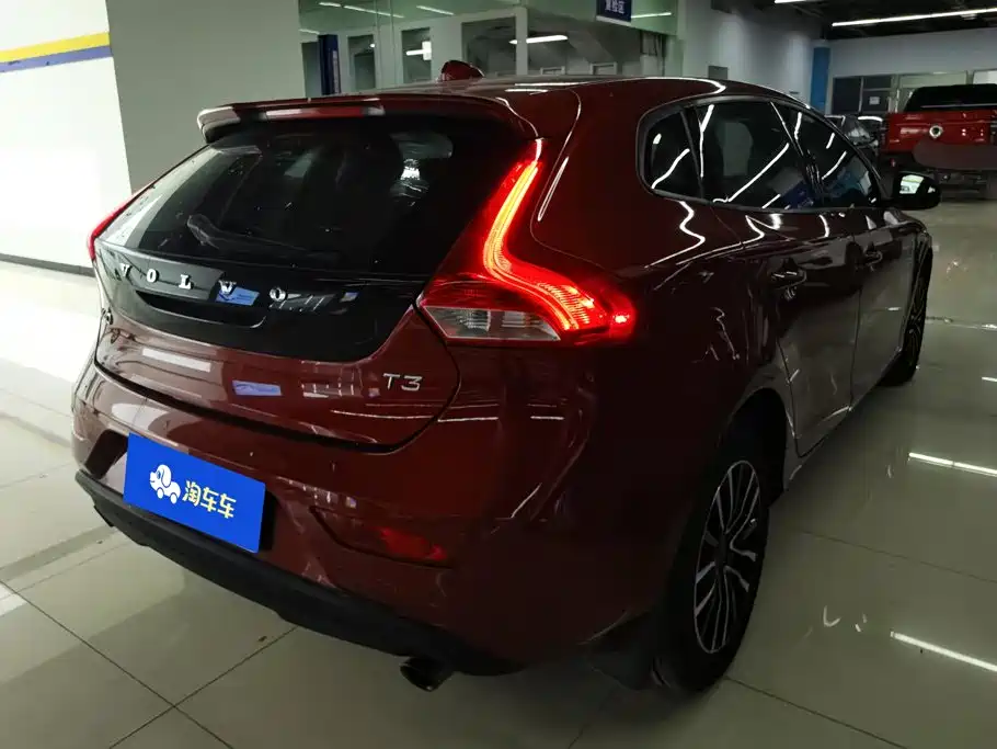 Volvo V40 — миниатюра 3