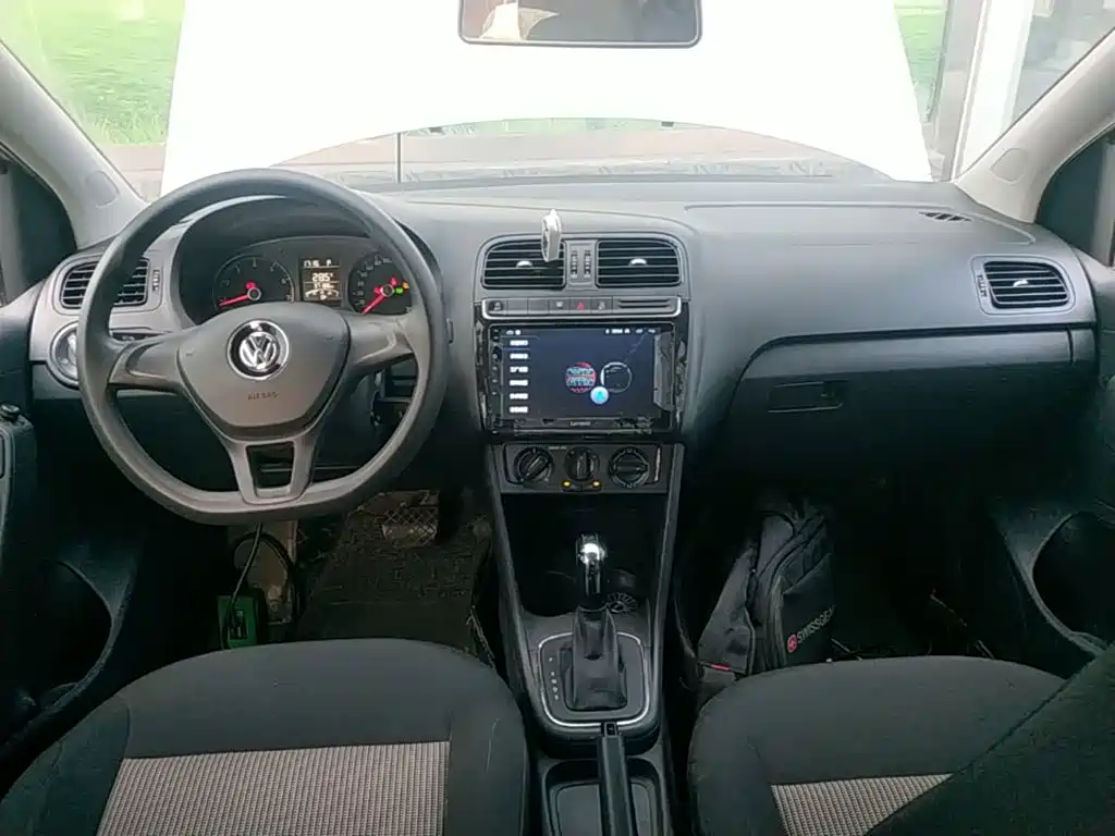 Volkswagen Polo — миниатюра 10