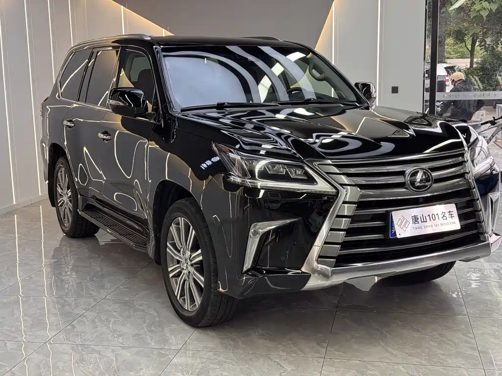 Lexus LX 2017 570 Luxury