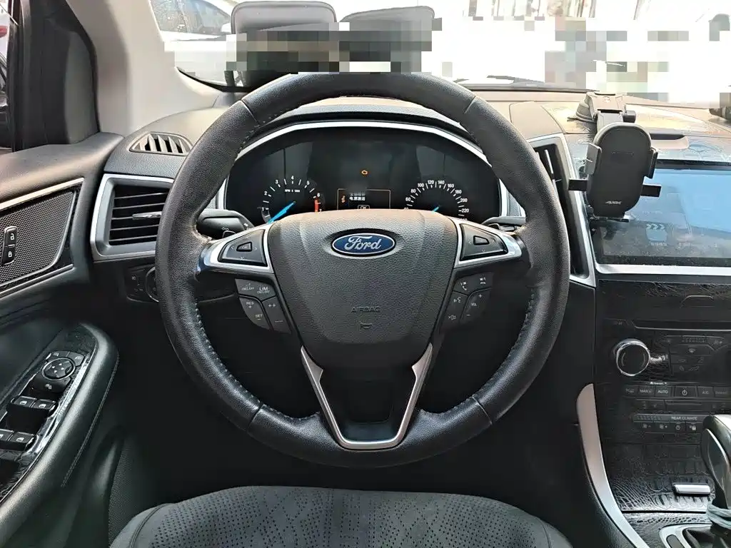 Ford Edge — миниатюра 11