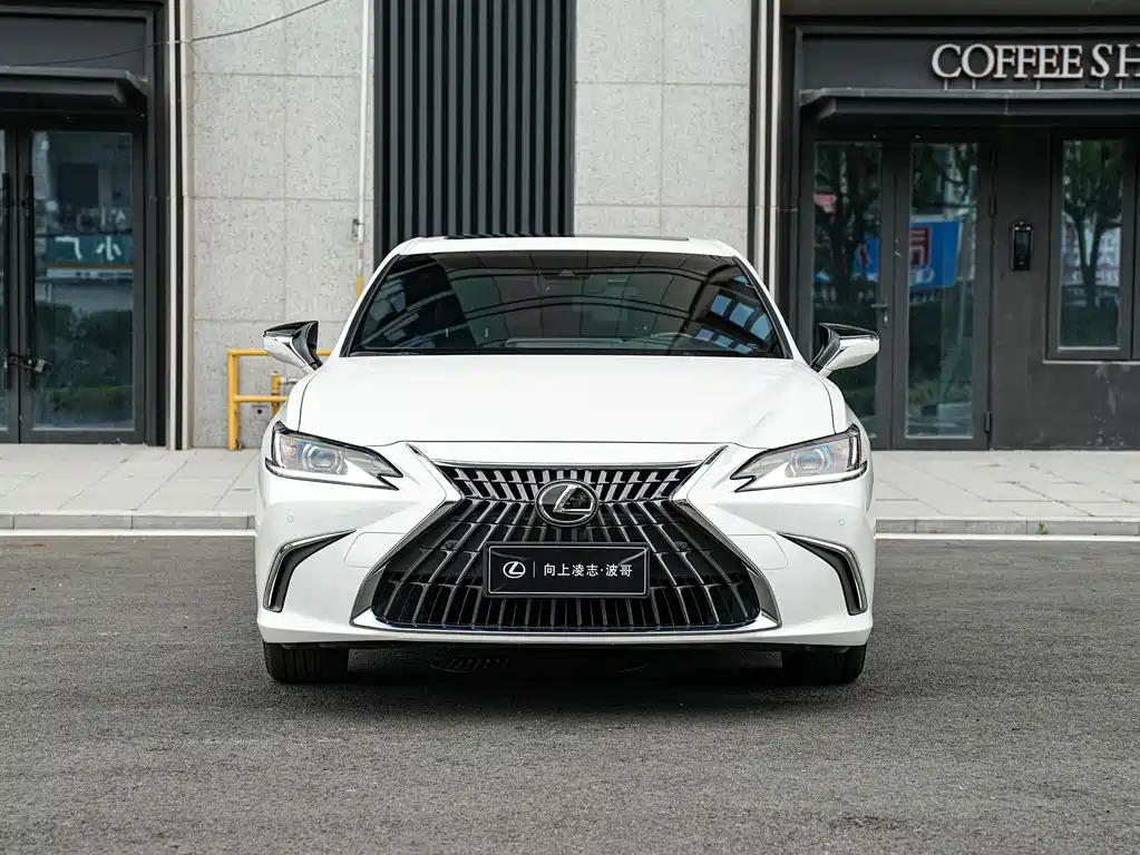 Lexus ES 2024 200 Premium