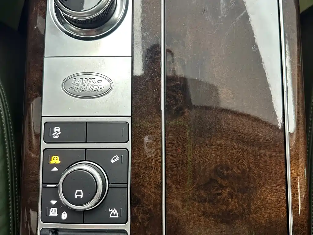 Land Rover Range Rover — миниатюра 18