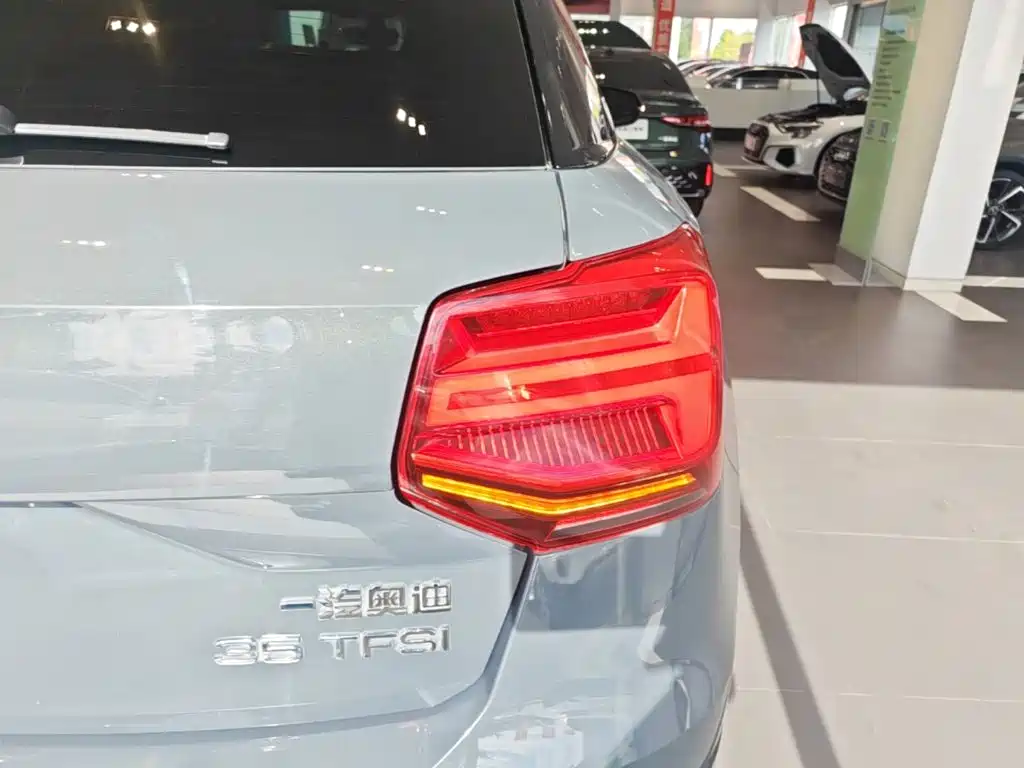 Audi Q2L — миниатюра 8