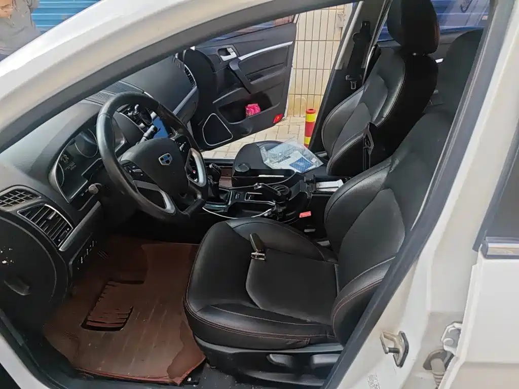 Geely Emgrand — миниатюра 16