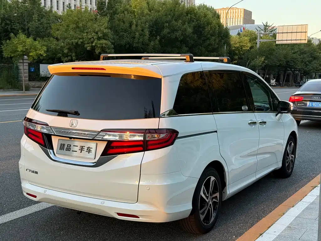 Honda Odyssey — миниатюра 6