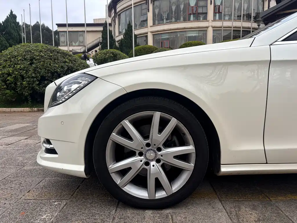 Mercedes-Benz CLS — миниатюра 5