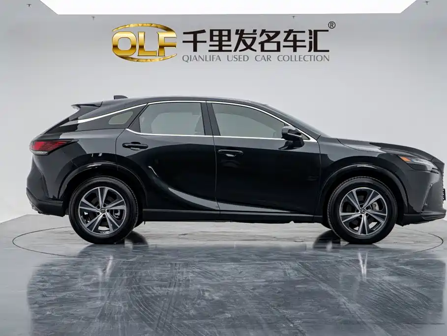 Lexus RX — миниатюра 4