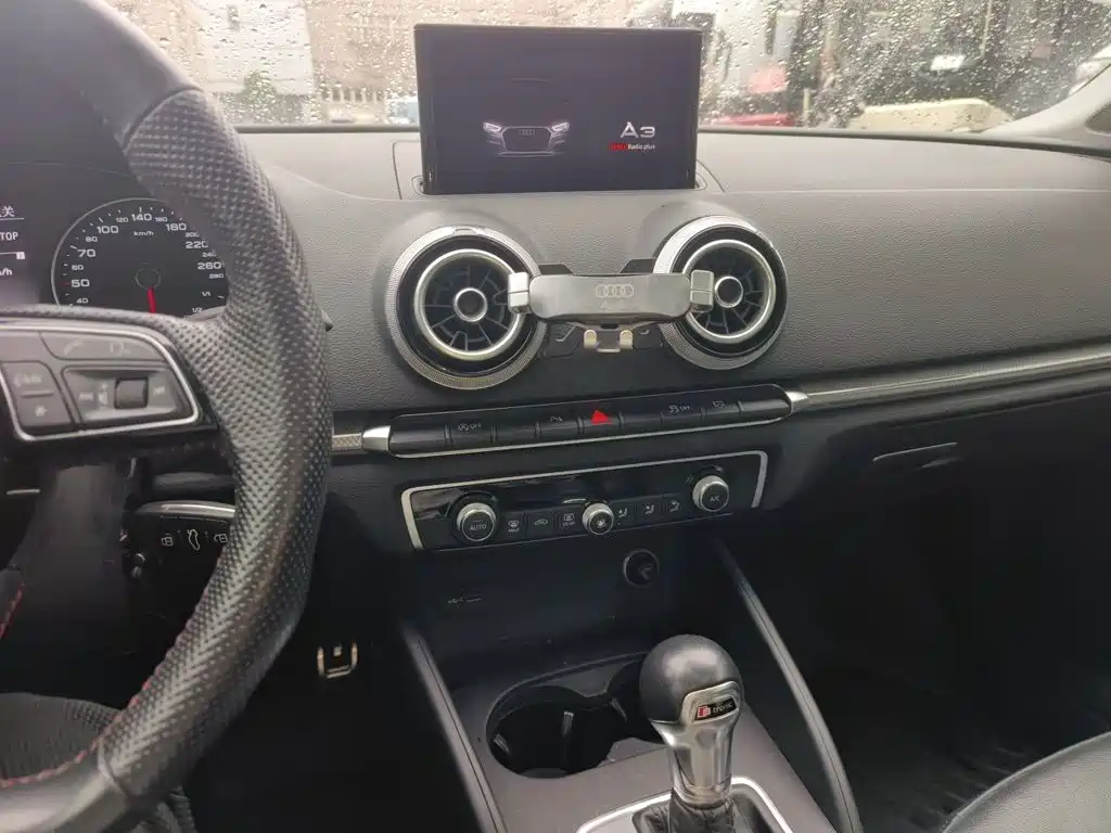 Audi A3 2019 Limousine 35 TFSI V