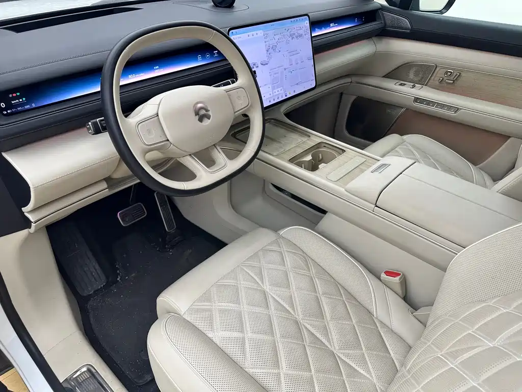 NIO ES8 — миниатюра 4