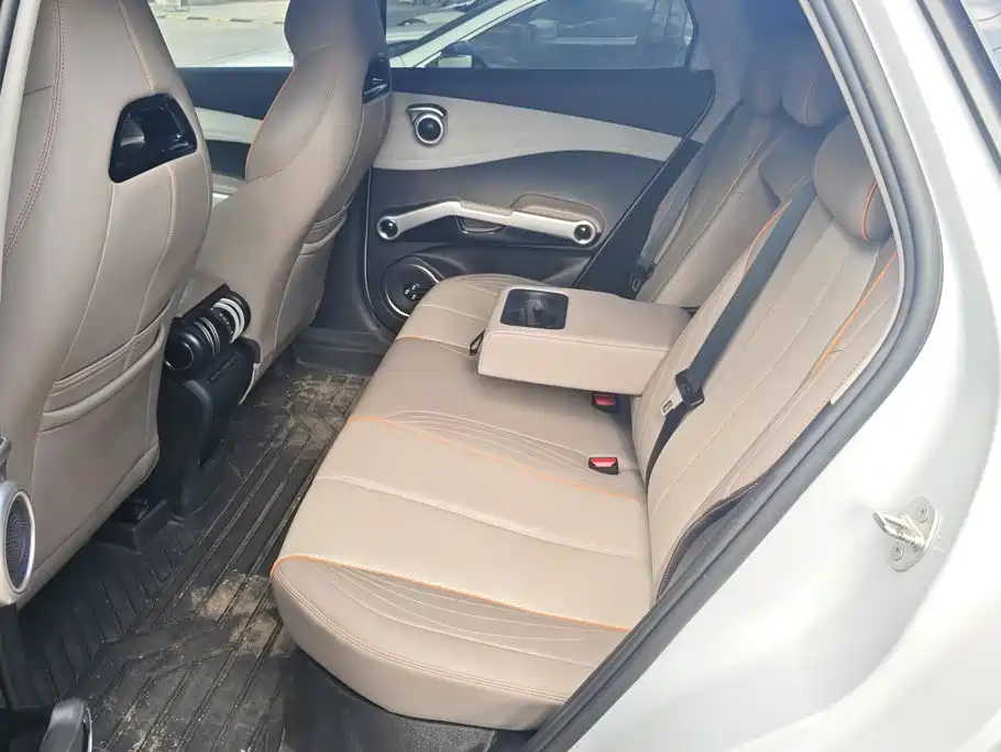 BYD Yuan Plus — миниатюра 11