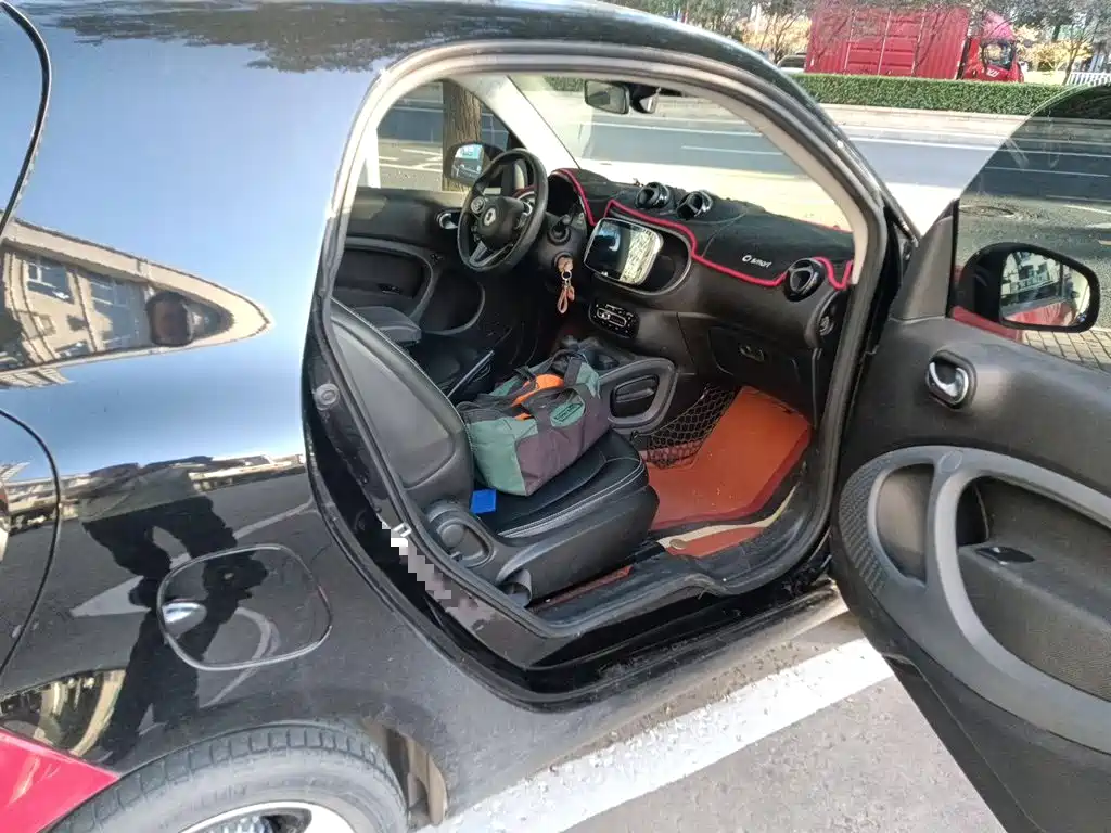 smart Smart Fortwo — миниатюра 19
