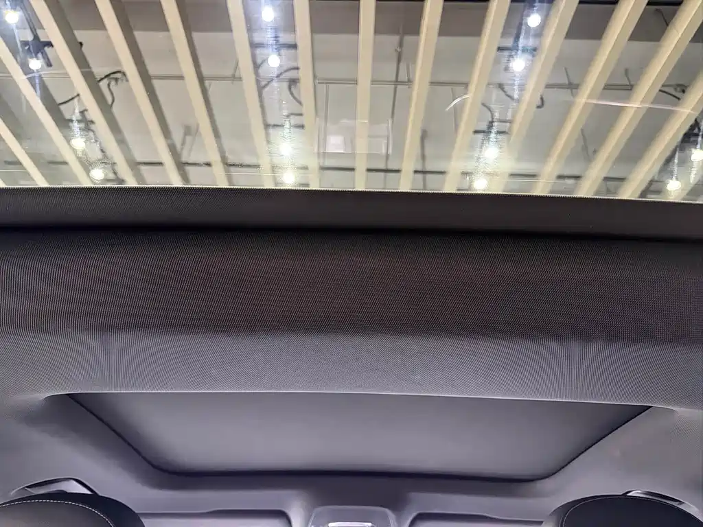 Audi A6L — миниатюра 12
