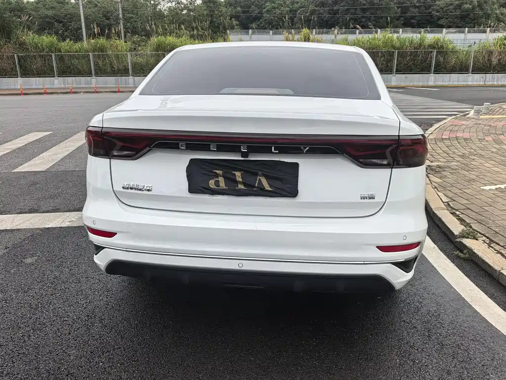 GEELY AUTOMOBILE EMGRAND