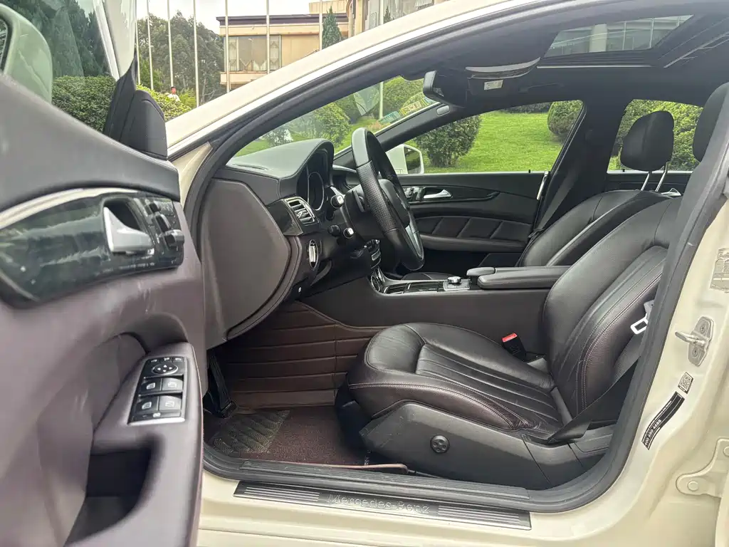 Mercedes-Benz CLS — миниатюра 10