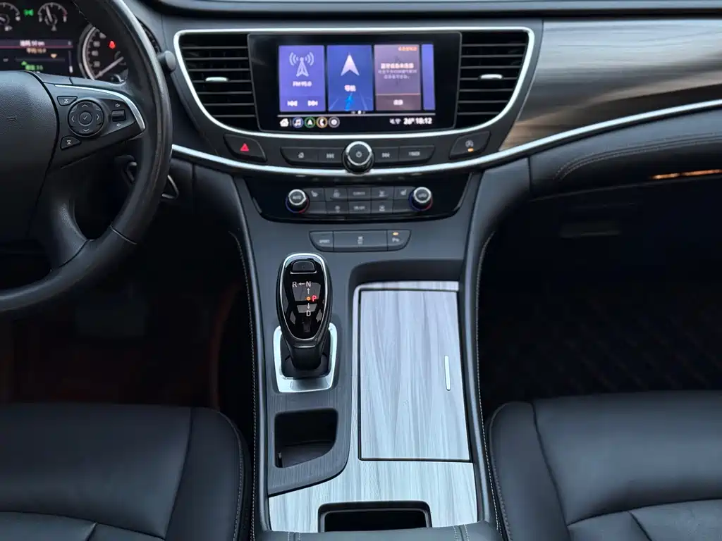 Buick LaCrosse — миниатюра 20