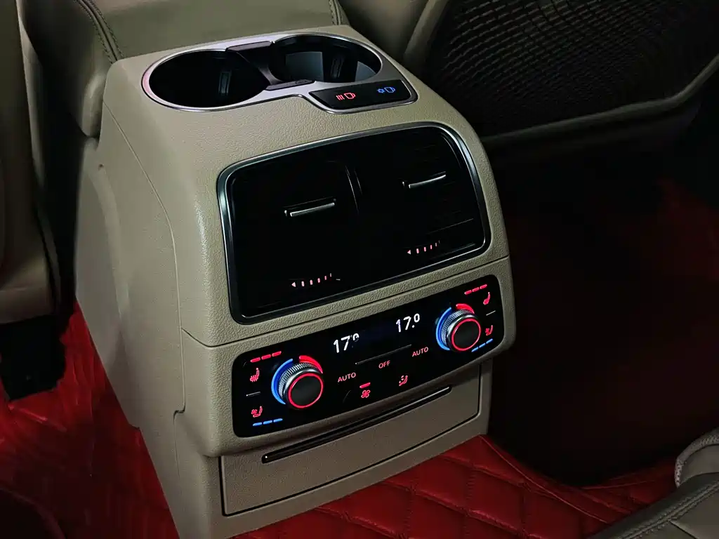 Audi A6L — миниатюра 10