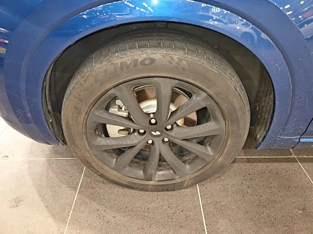 Li Auto Li ONE — миниатюра 23