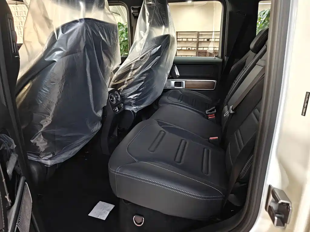 Mercedes-Benz G-Class — миниатюра 8