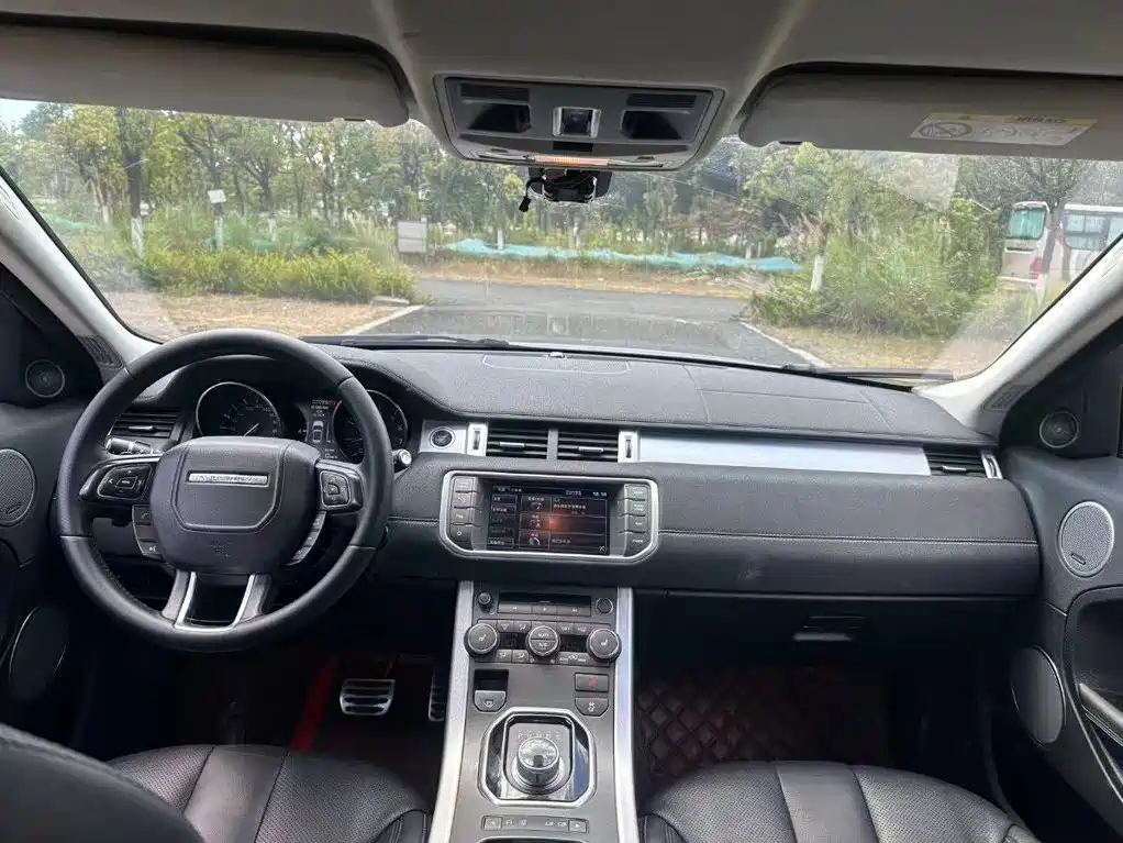 Land Rover Evoque (Import) — миниатюра 5