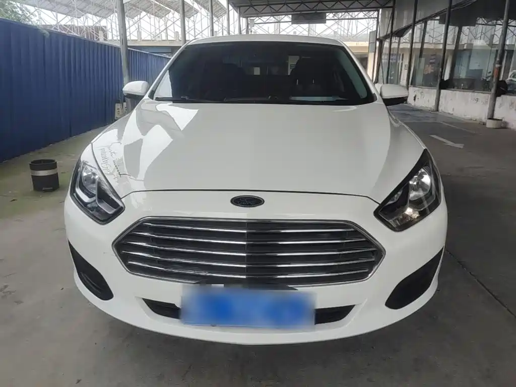 Ford Escort — миниатюра 3