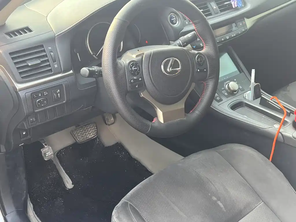 Lexus CT 2020 CT200h Elite