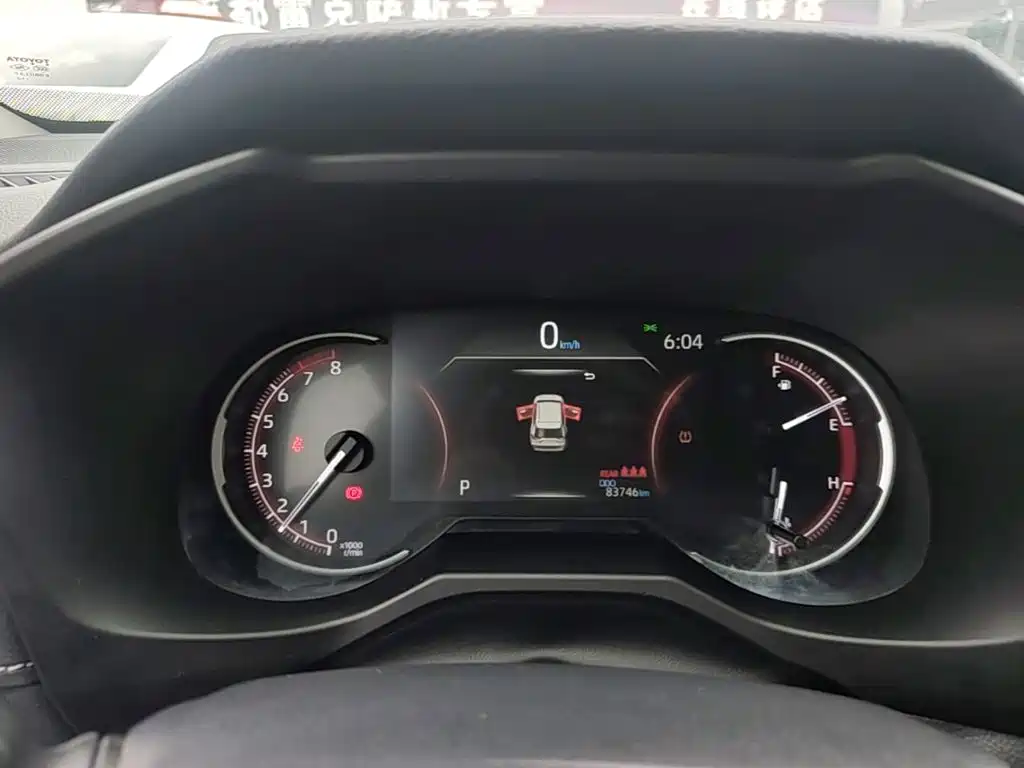 Toyota RAV4 — миниатюра 12