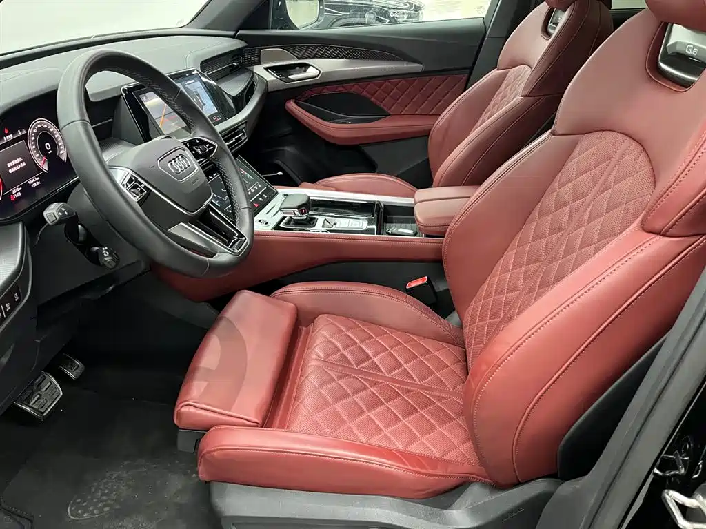 Audi Q6 2024 45 TFSI quattro 6 мест