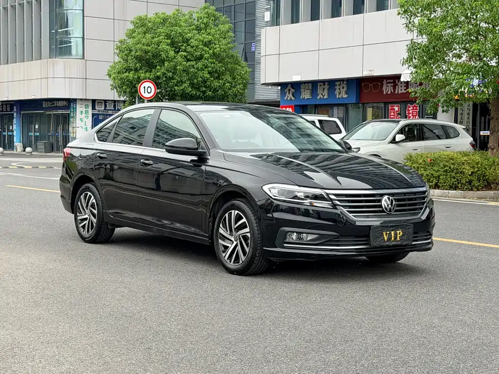 Volkswagen Lavida — миниатюра 3