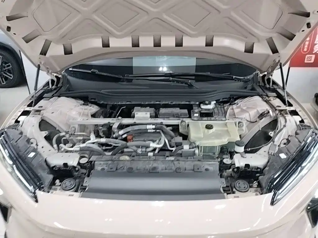 NIO ET5 — миниатюра 20