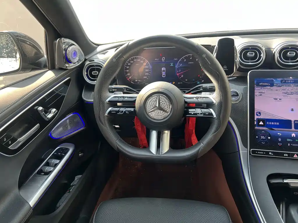 Mercedes-Benz C-Class — миниатюра 8