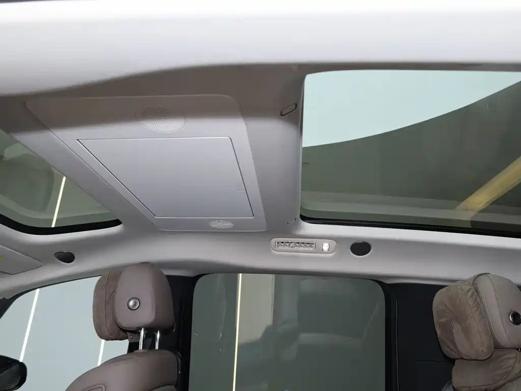 Li Auto Li MEGA — миниатюра 12
