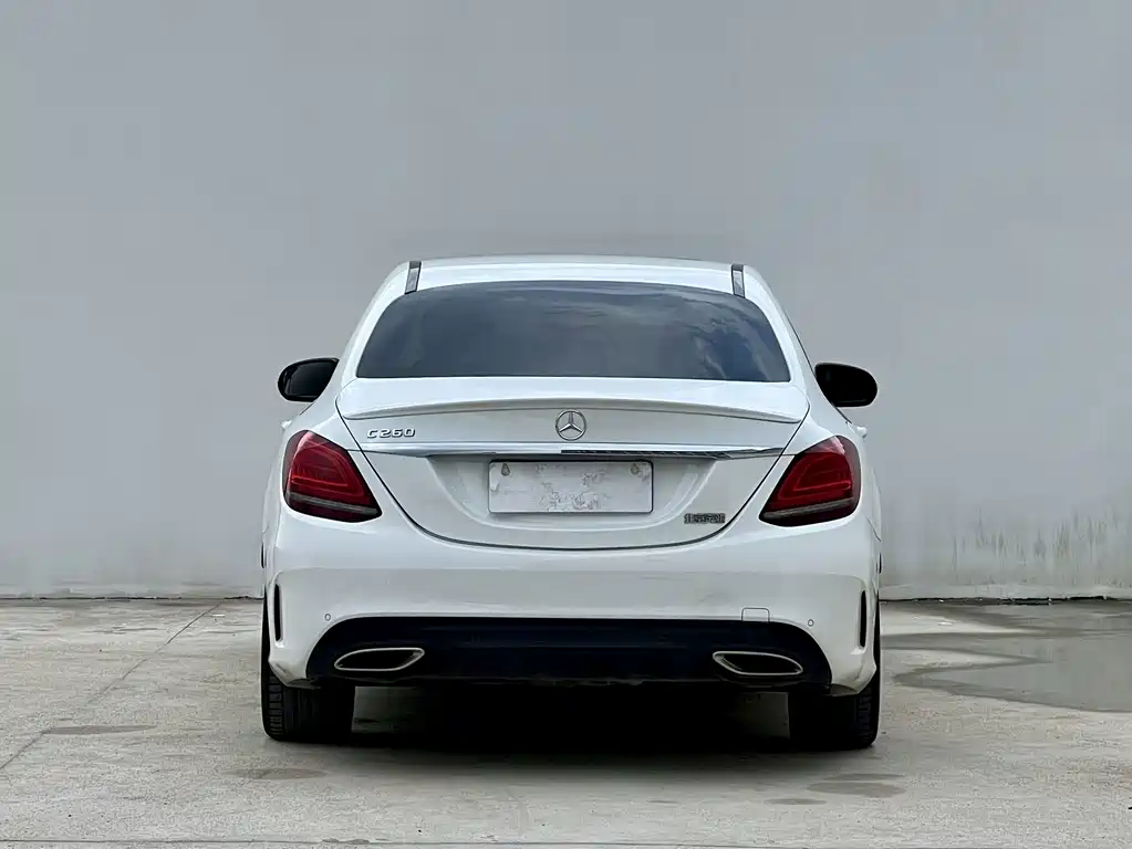 Mercedes-Benz C-Class — миниатюра 10