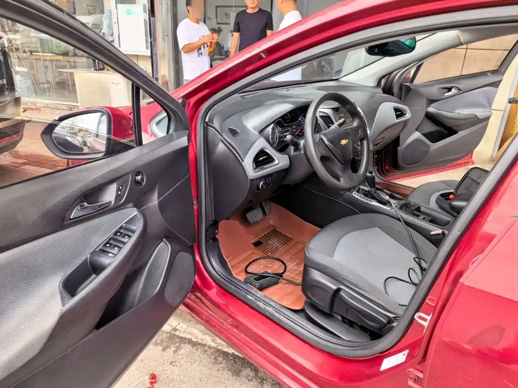 Chevrolet Cruze — миниатюра 16