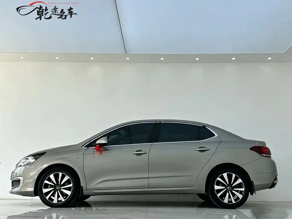 Citroen C4L — миниатюра 4