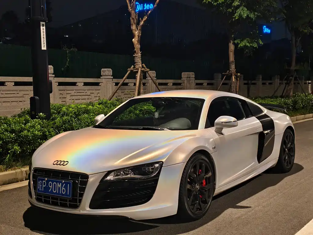 Audi R8 — миниатюра 2