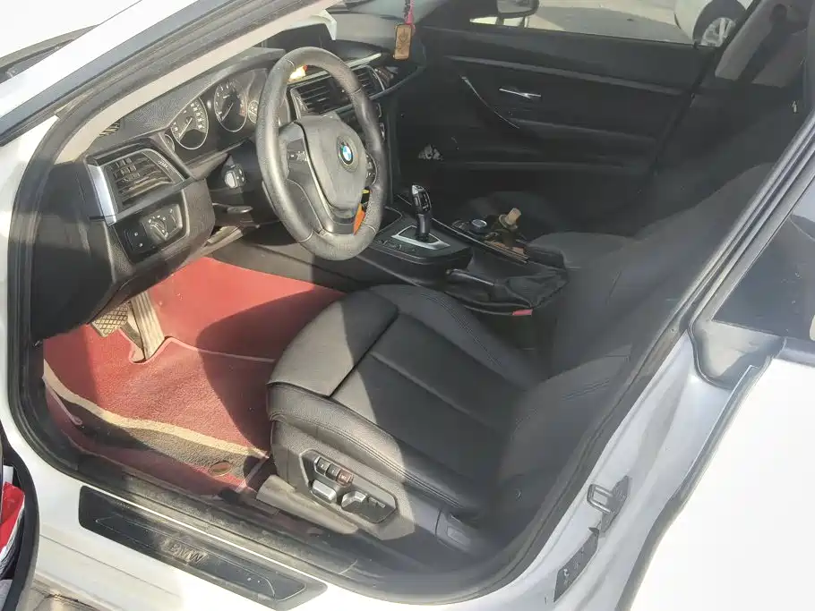 BMW 3 Series GT — миниатюра 9