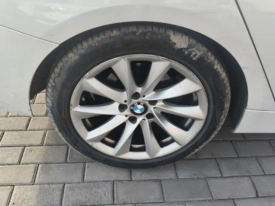 BMW 3 Series GT — миниатюра 6