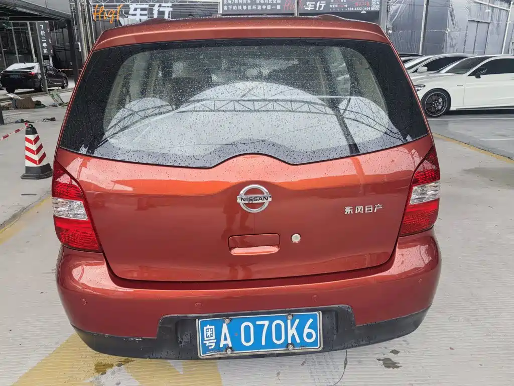 Nissan Livina — миниатюра 2