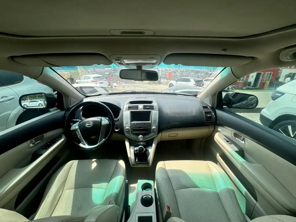 BYD S6 — миниатюра 10