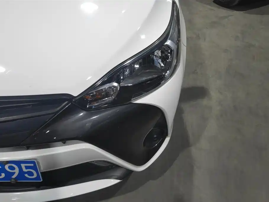 TOYOTA YARIS L ZHIXUAN