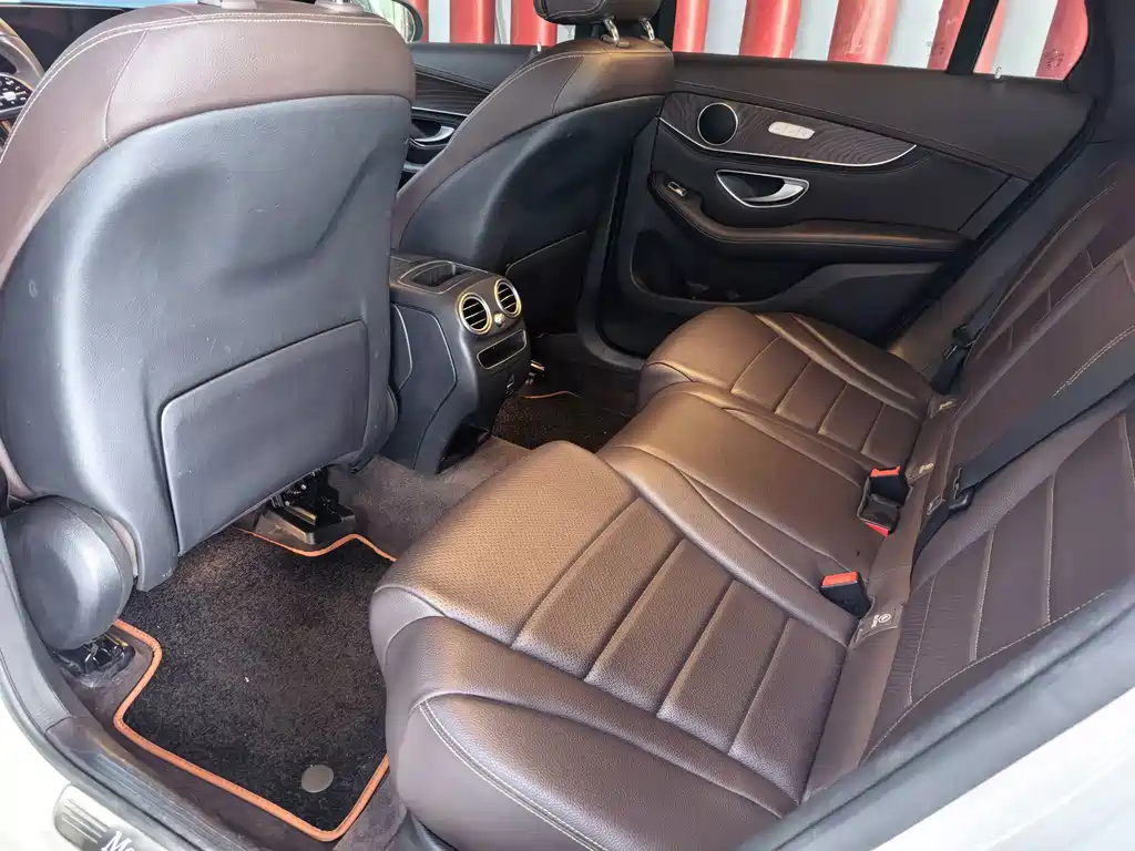 Mercedes-Benz GLC — миниатюра 12