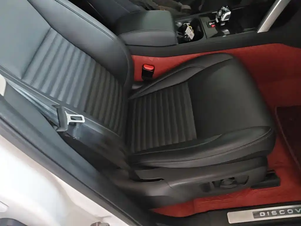 Land Rover Discovery Sport — миниатюра 25