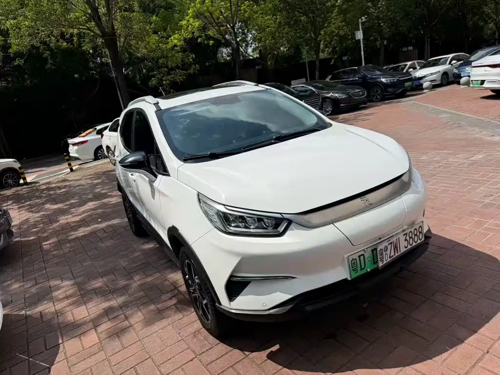BYD Yuan Pro — миниатюра 2