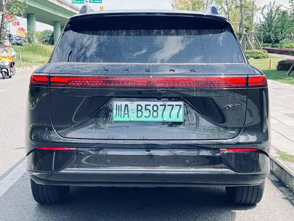 XPeng G9 — миниатюра 2