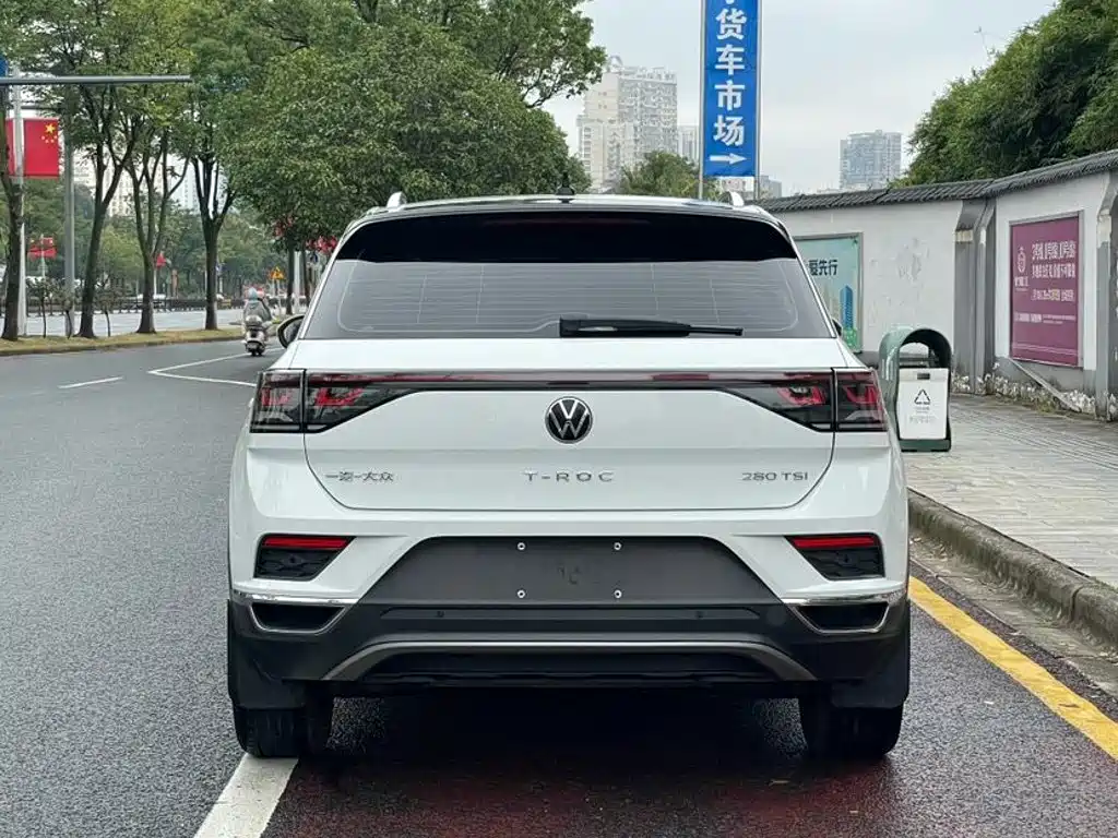 Volkswagen T-Roc — миниатюра 5
