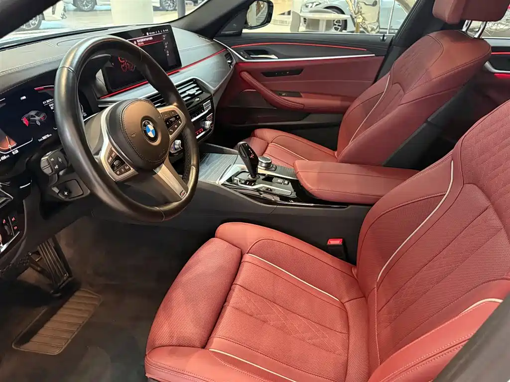 BMW 5 Series — миниатюра 16
