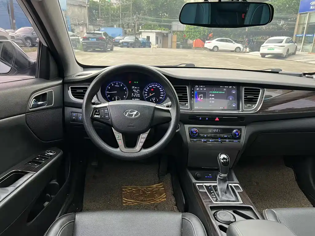 Hyundai Mistra — миниатюра 4