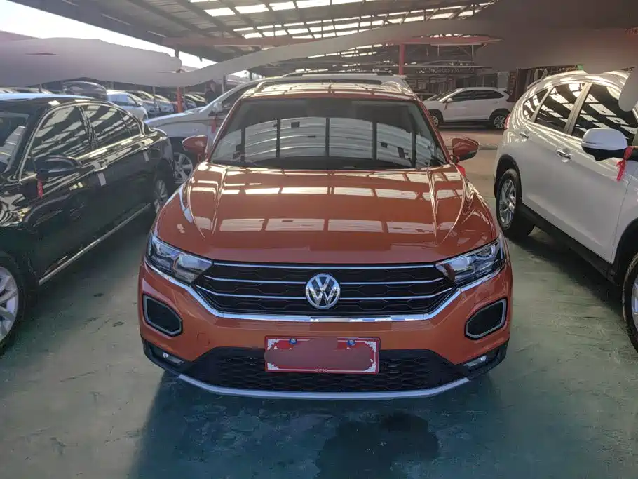 Volkswagen T-Roc — миниатюра 2