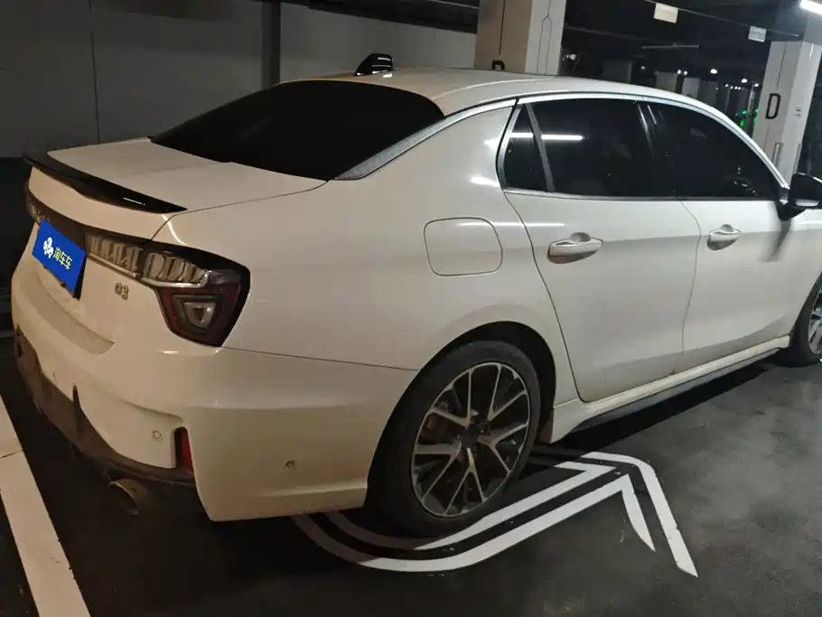 Lynk & Co 03 — миниатюра 3