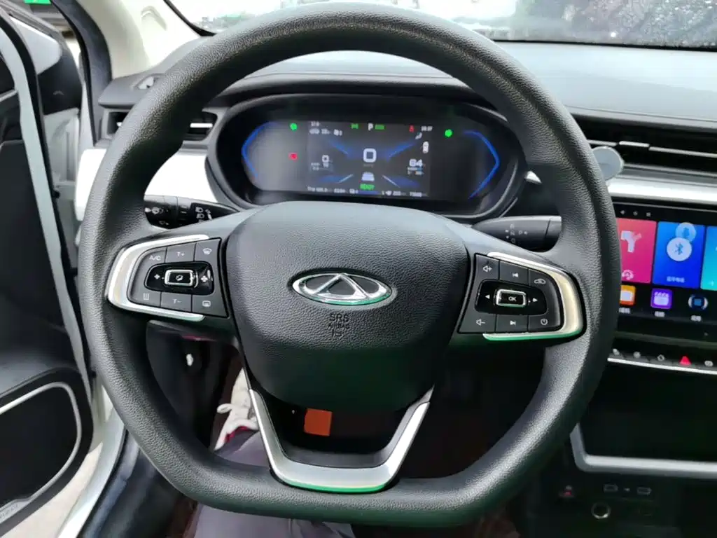 Chery New Energy Arrizo e — миниатюра 11